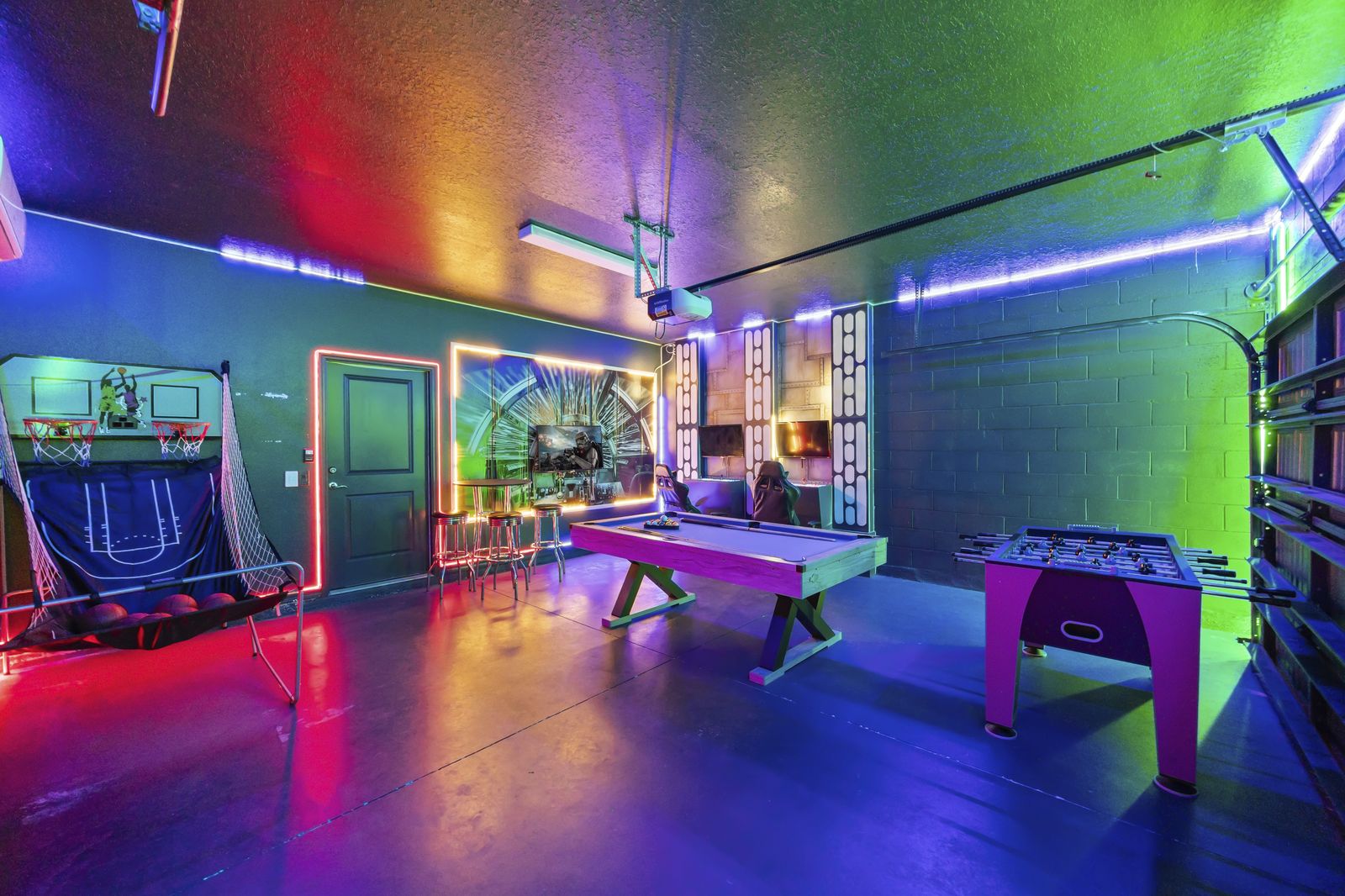 Arcade and game room